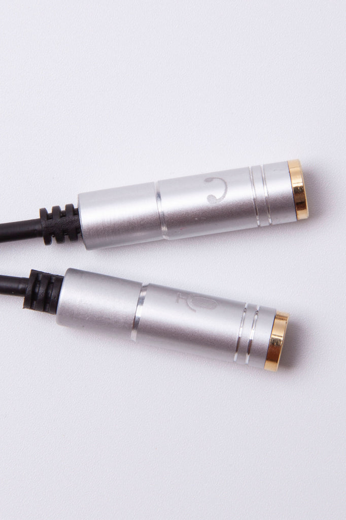 Black Stork 3.5mm Stereo Audio Male to 2 Female Headset Mic Y Splitter Cable Adapter Silver